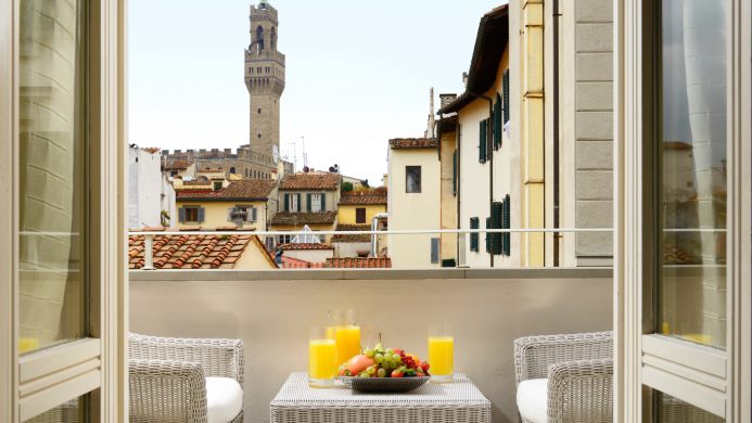 Hotel Brunelleschi terrace view with breakfast