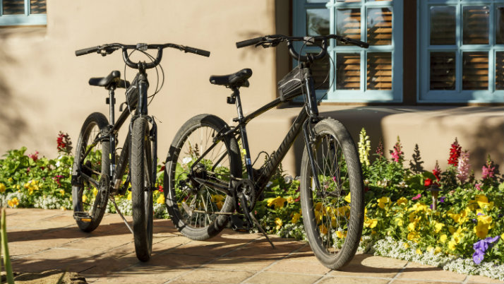 The Hermosa Inn mountain bikes outside