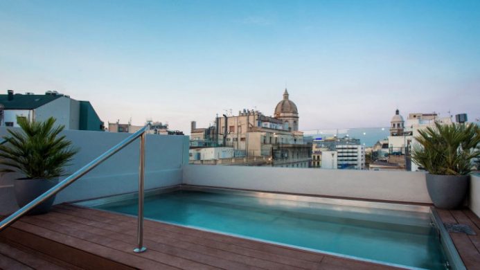 Hotel MidMost, Barcelona Rooftop Pool View