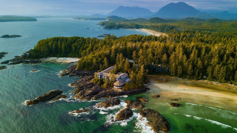 15 Places You Must Visit in Canada
