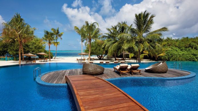 Hideaway Beach Resort &; Spa