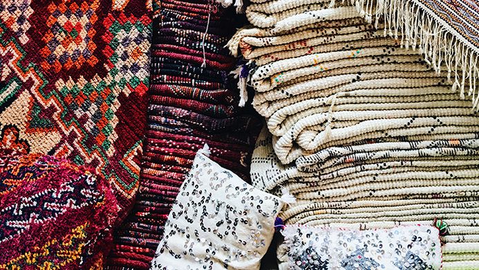 Lahandira rugs