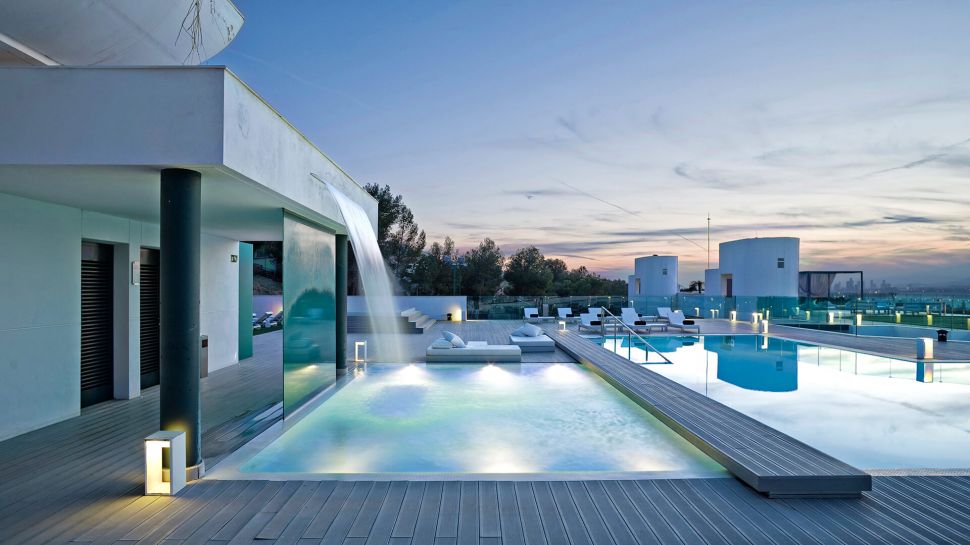 SHA Wellness Clinic, Spain