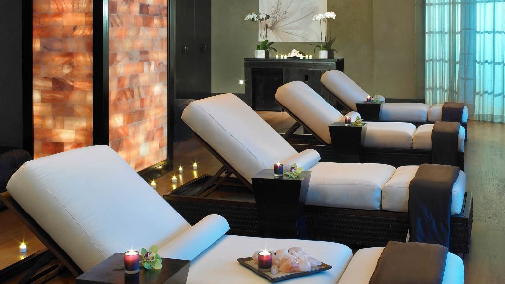 Acqualina Resort & Spa