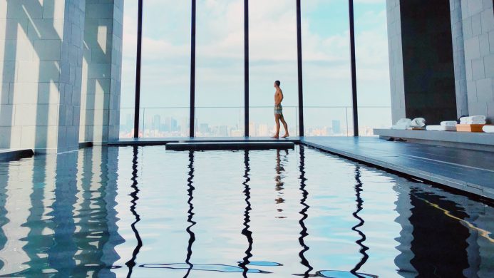 Tour Tokyo Gray Malin