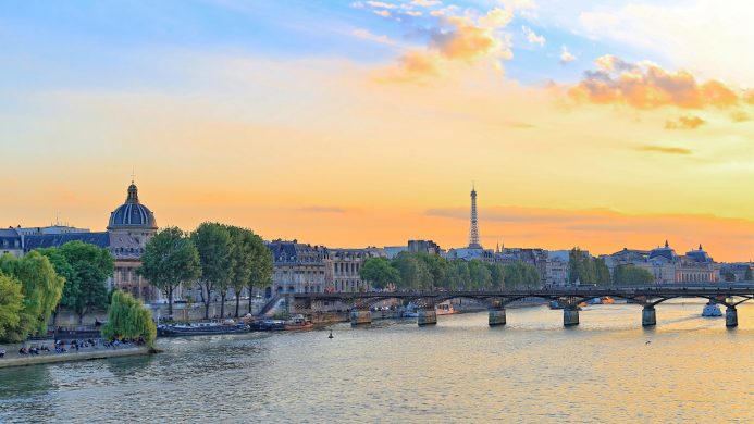 Destination Guide to Paris
