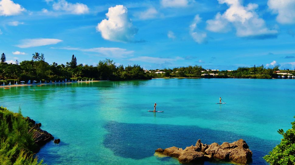 Cambridge Beaches paddleboarding