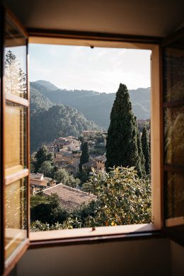 Belmond La Residencia x Lucy Laucht