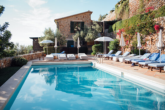 Belmond La Residencia x Lucy Laucht