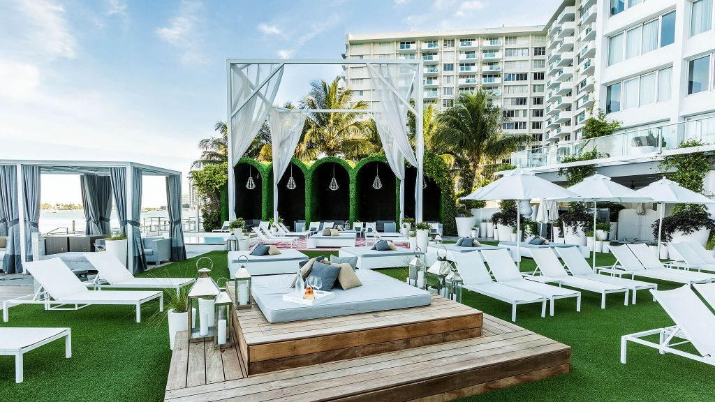 Mondrian South Beach lounge