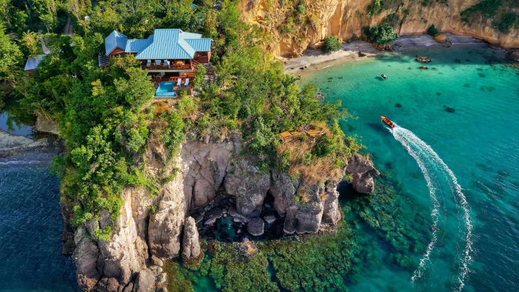 best island vacations for families - Secret Bay