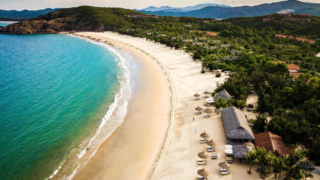 hotels with private beaches - Zannier Bai San Ho
