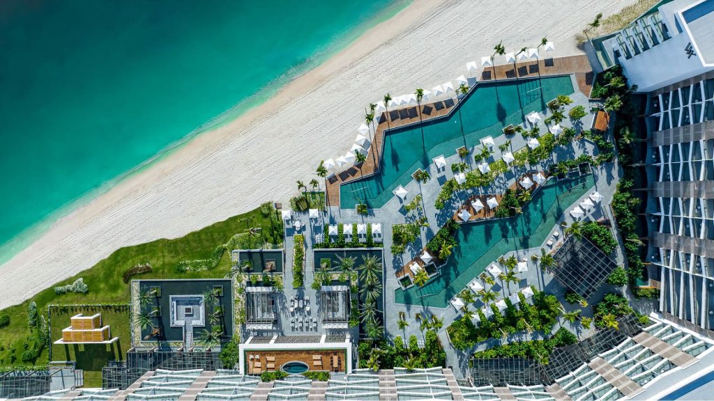 hotels with private beaches - Waldorf Astoria Cancun