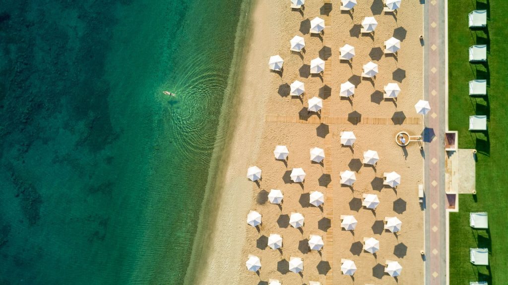 hotels with private beaches - Miraggio Thermal Spa Resort