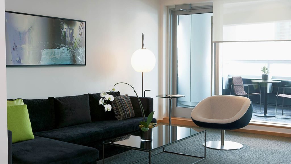 Le Germain Hotel Maple Leaf Square