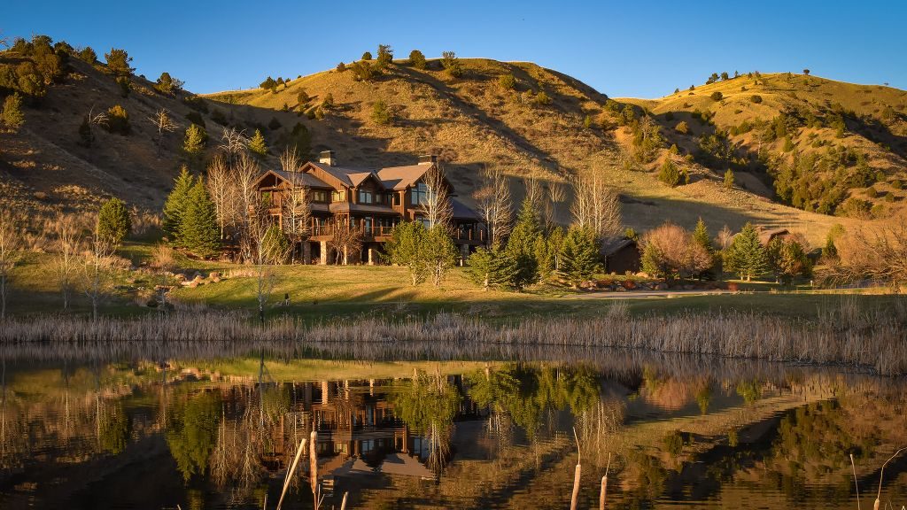 Grey Cliffs Ranch