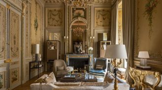 Hotel de Crillon Suite Duc Living Room