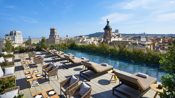 Mandarin Oriental Barcelona pool