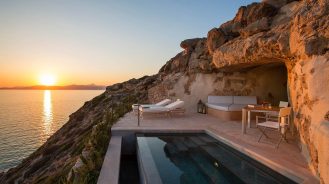 Sunset from the cliffside plunge pool at Cap Rocat