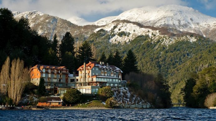 Correntoso Lake & River Hotel