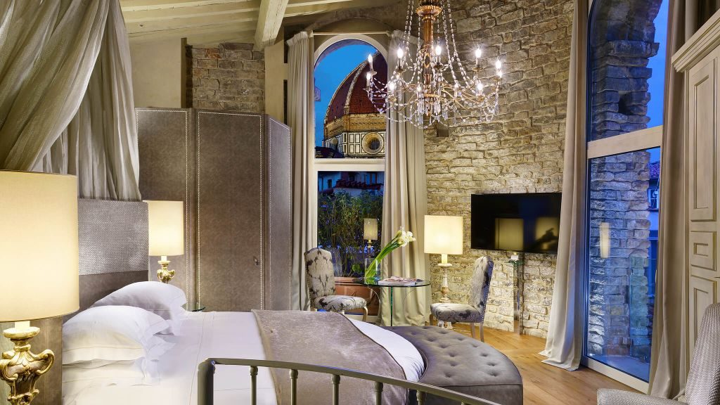 Brunelleschi Hotel's Pagliazza Tower Suite