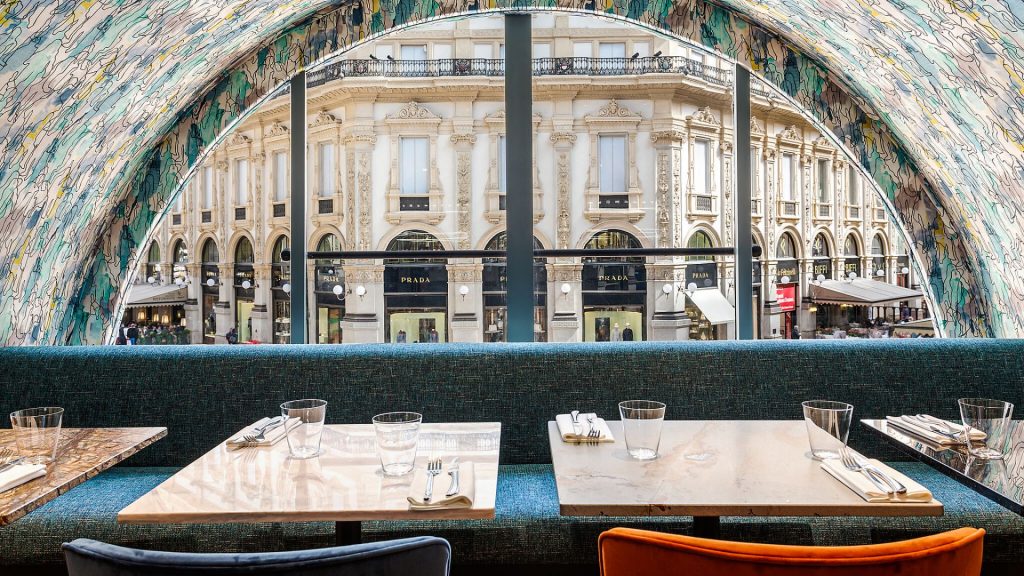 Vik Pellico Otto, Galleria Vik Milano