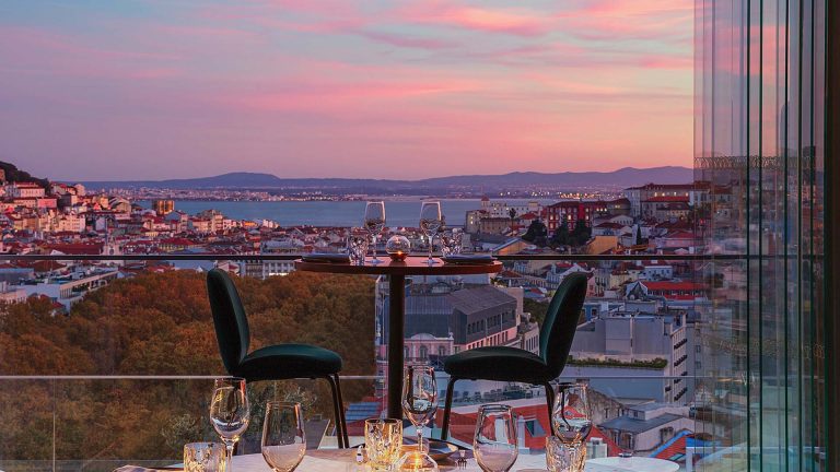 Best Lisbon Hotels Tivoli Avenida Liberdade Lisboa restaurant view