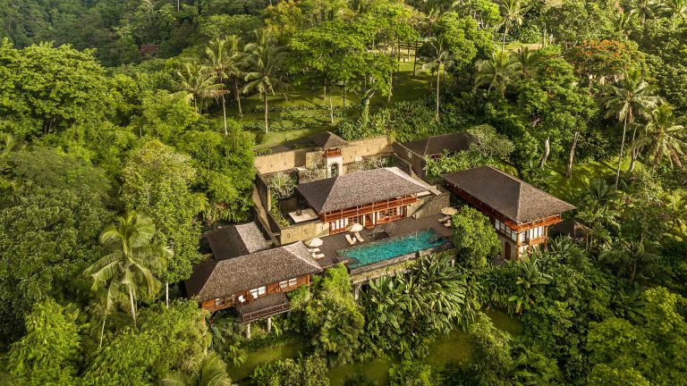 COMO hotels and resorts- cover