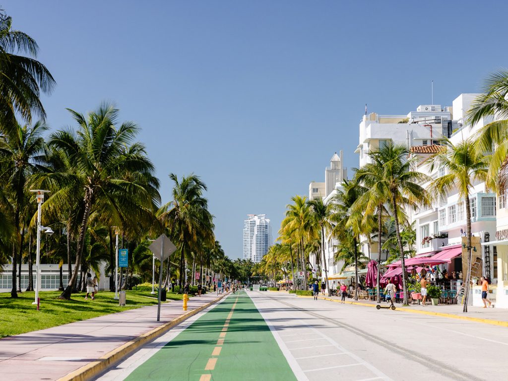 The Betsy Hotel - South Beach street view