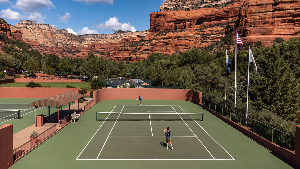 tennis hotels - Enchantment Resort Tennis Courts