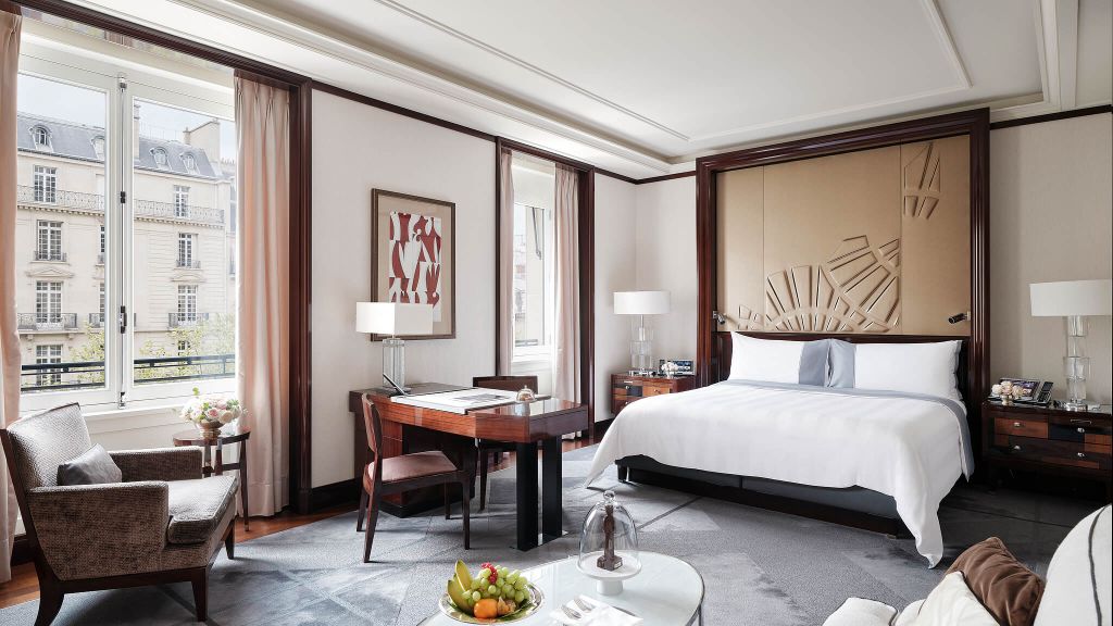 best paris hotels - The Peninsula Paris
