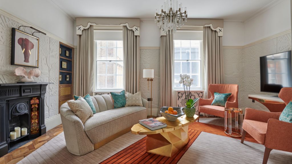 multigenerational vacations - The Townhouse at Great Scotland Yard Hotel