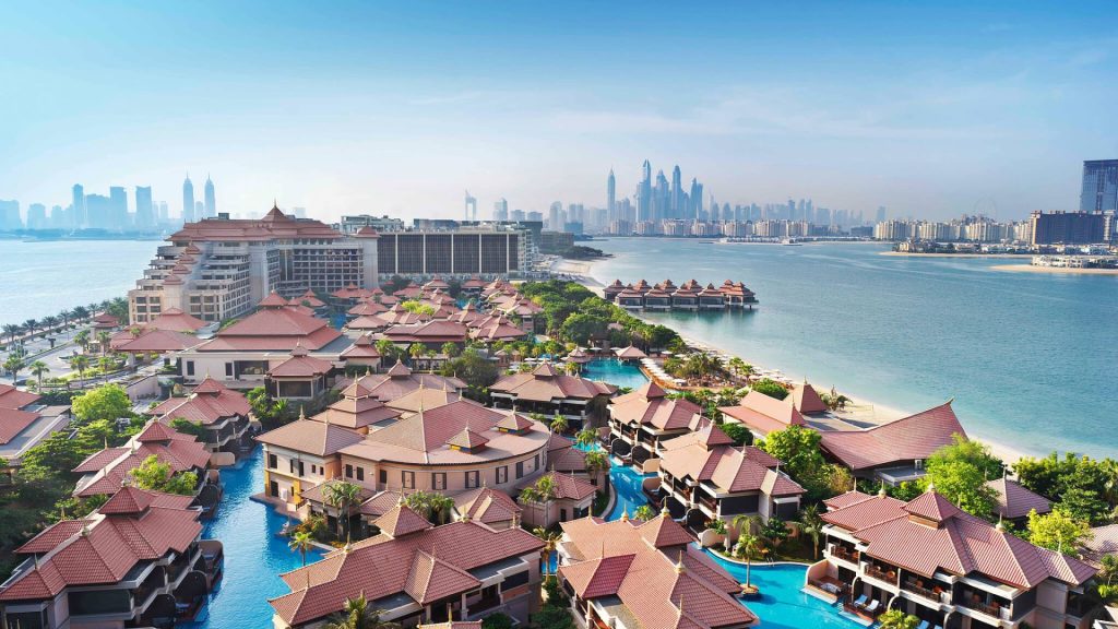 Hotels with swim-up rooms - Anantara The Palm Dubai Resort Dubai, United Arab Emirates