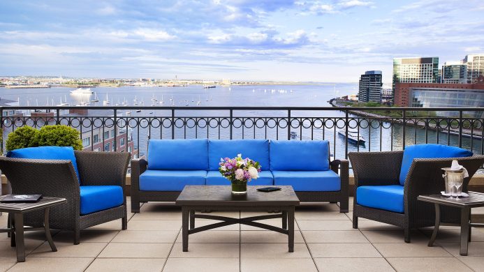 City or Outskirts? These Weekend Getaways in the US and Canada Offer Either