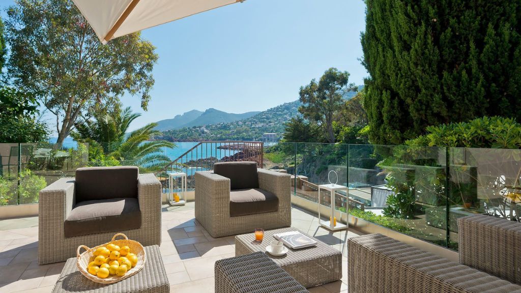best hotel balconies - Tiara Miramar Beach Hotel & Spa - Villa Azur