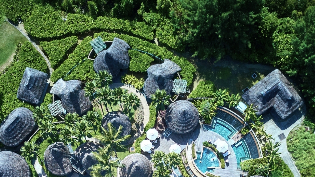 natural wellness hotels - Constance Ephelia Seychelles