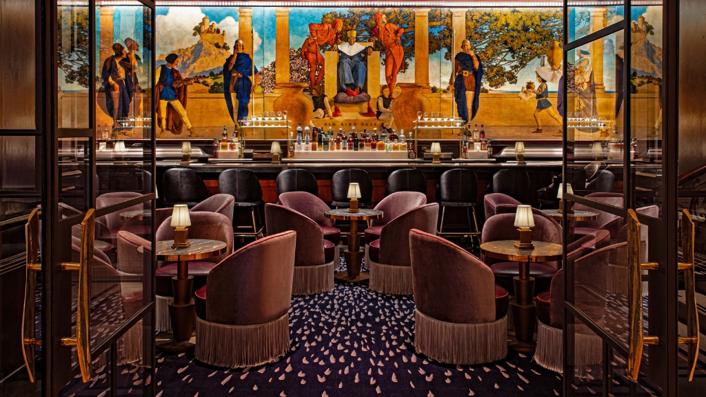 Best Hotel Bars in NYC - The St. Regis New York - King Cole Bar