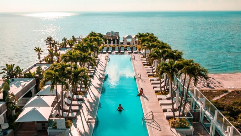 hotels with rooftop pools - COVER - 1 Hotel South Beach