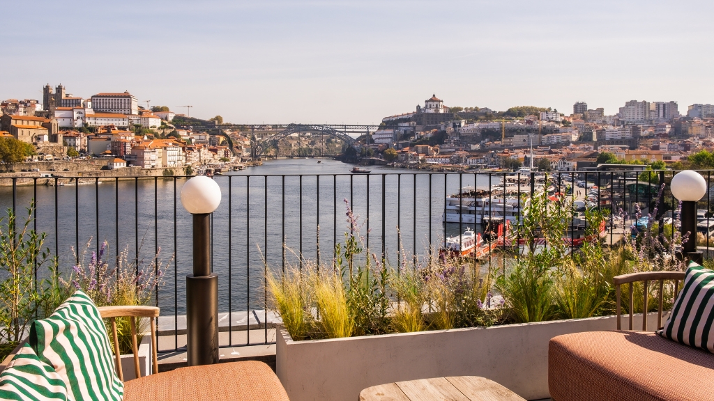 waterfront retreats - The Rebello, Portugal