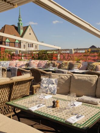 Journey Between Hotels - Hotel Pigalle - Gothenburg, Sweden