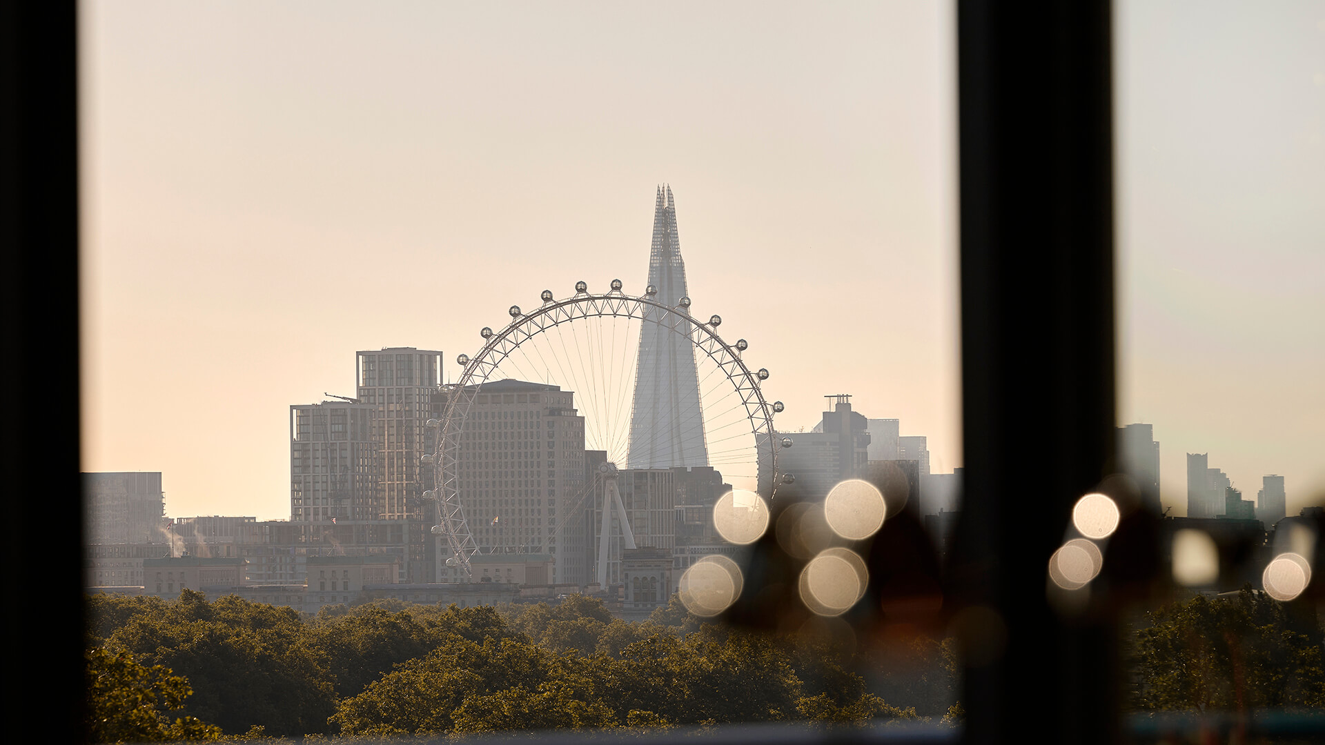 Two Days in London with Peninsula London | Itinerary by Sonia Valla, Head Concierge | Luxury hotel stay | city skyline view from Brooklands