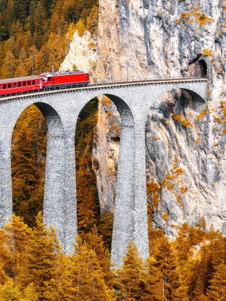 Autumn in Europe - Switzerland (L)