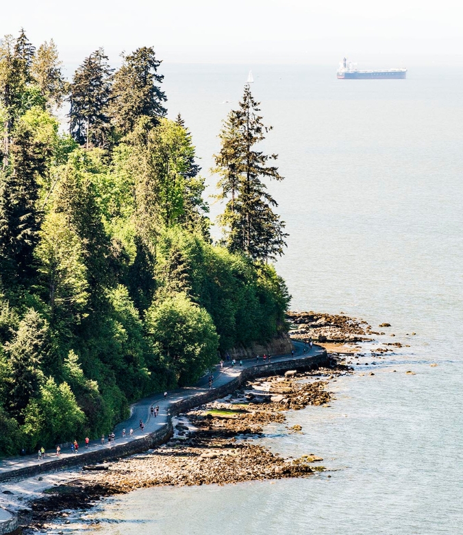 marathon hotels - Seawall. Photo: Maylies Lang / RUNVAN®