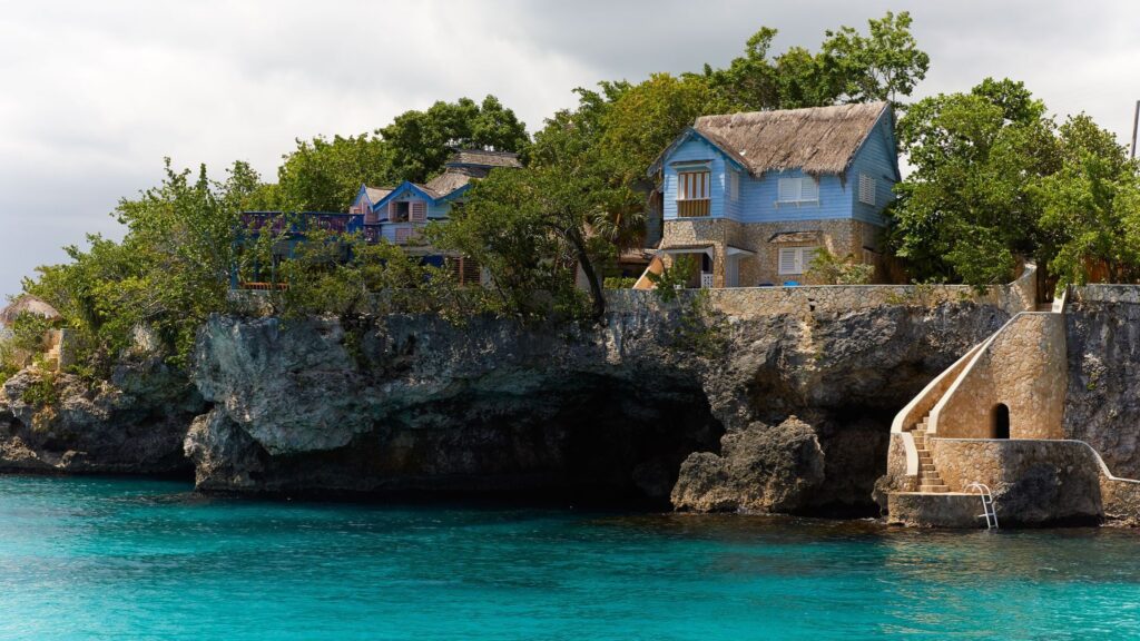 Jamaica tourism - The Caves