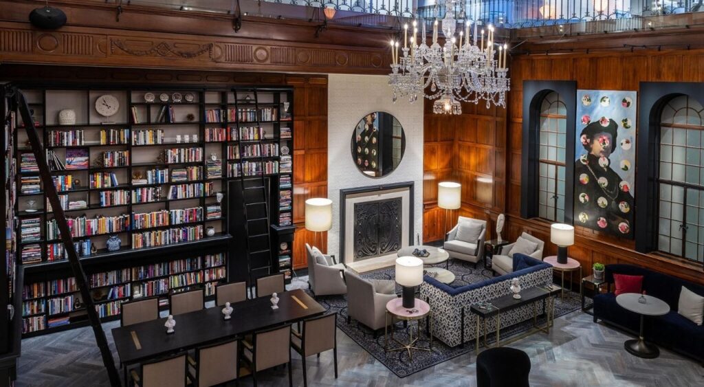 Hotel Libraries for World Book Day - Heathman Hotel - Portland, United States