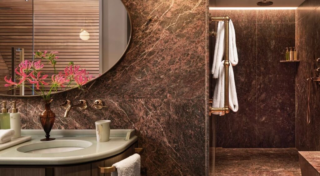 Rosewood Vienna