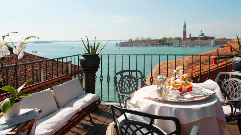 Summer in Europe - Hotel Metropole Venice