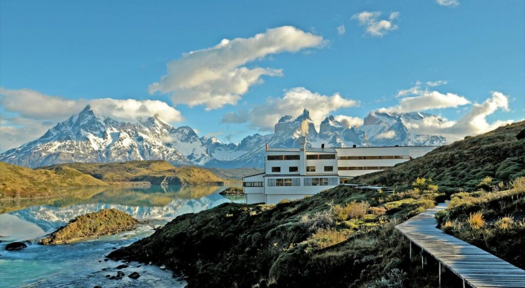 running vacations - explora Patagonia, Torres del Paine, Chile