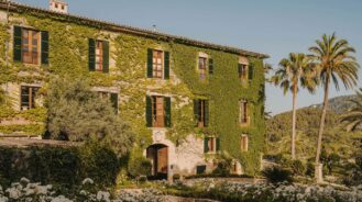 Countryside Retreats to Cozy Up In